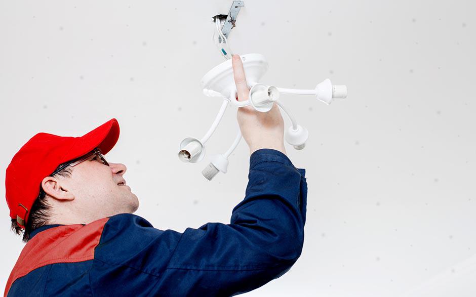 recherche travail électricien bâtiment Lisses