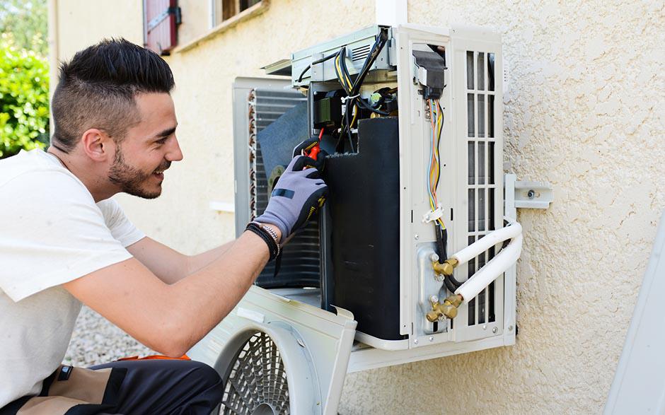 recherche travail électricien bâtiment Lisses